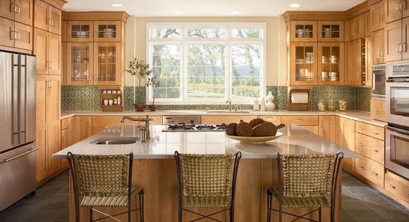 A kitchen layout with island is very popular for many reasons