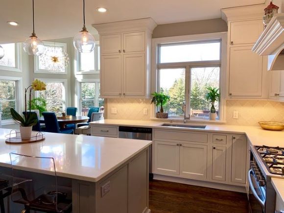 An ideal kitchen layout will maximize the exisiting space